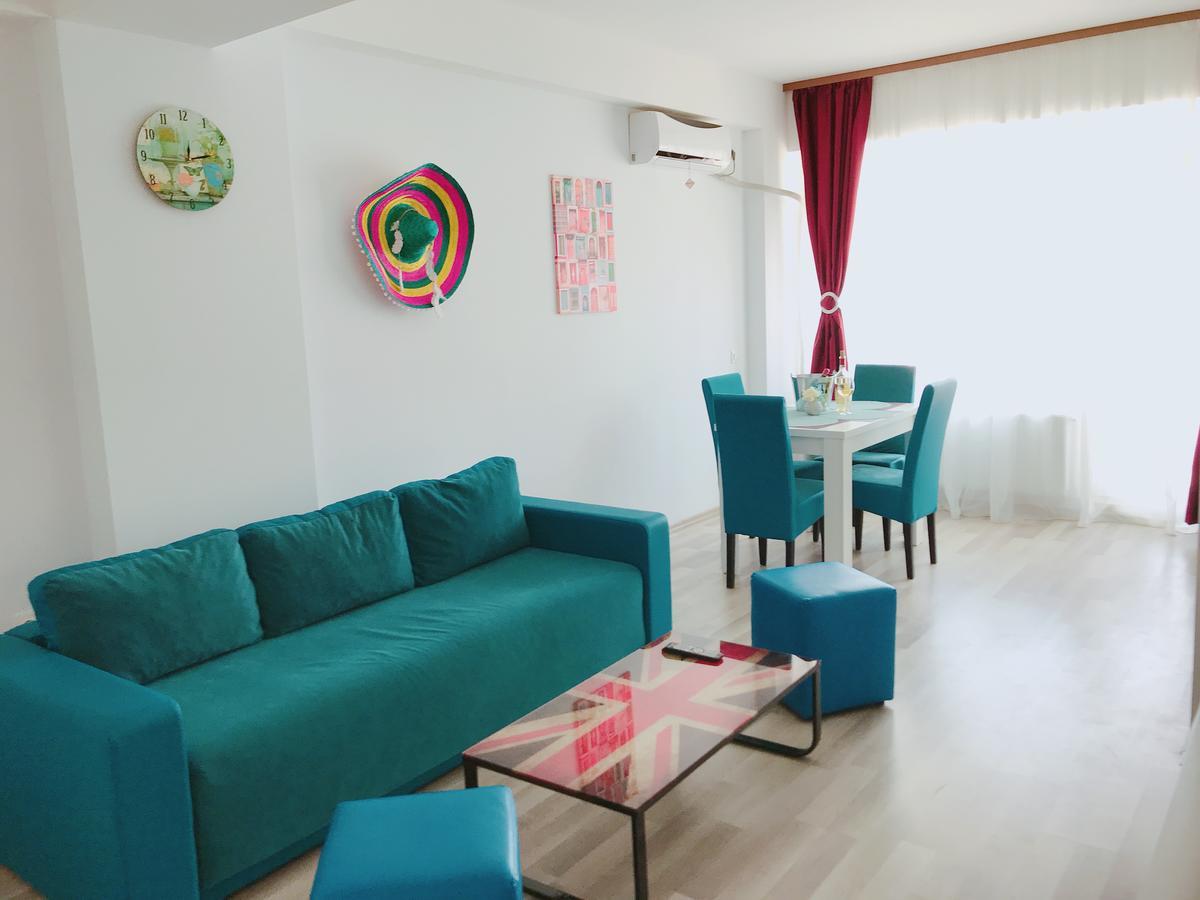 Blue Summerland 2 Apartment